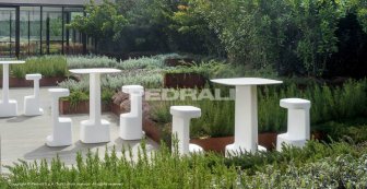 Табурет пластиковый барный PEDRALI Serif белый