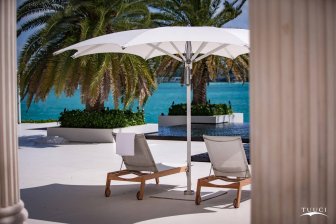 Зонт профессиональный Ø4.25 м Crescent Ocean Master Max