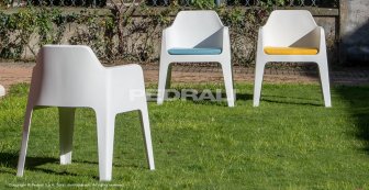 Кресло пластиковое PEDRALI Plus белый