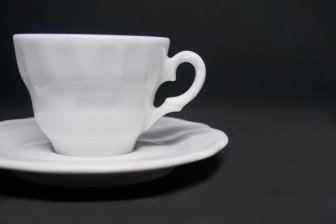 Чайная пара фарфоровая