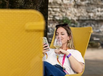 Лаунж-кресло пластиковое Net Lounge