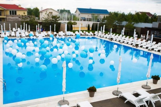 Загородный клуб 