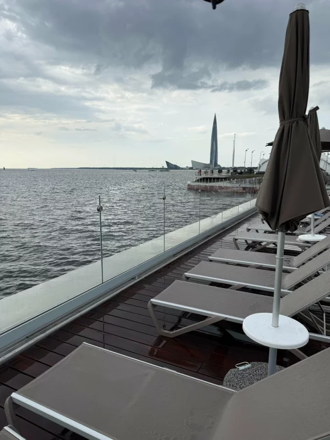 Столик для зонтов с адаптером Table