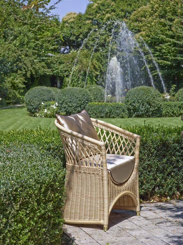 Кресло плетеное с подушками DFN Vega
