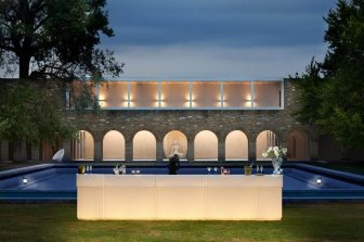 Стойка пластиковая барная светящаяся Cordiale Corner Lighting