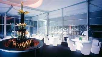 Стол пластиковый со стеклом светящийся Ed Lighting