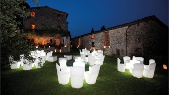 Стул пластиковый светящийся Zoe Lighting LED