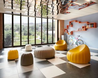 Кресло пластиковое мягкое Gelee Lounge Standard