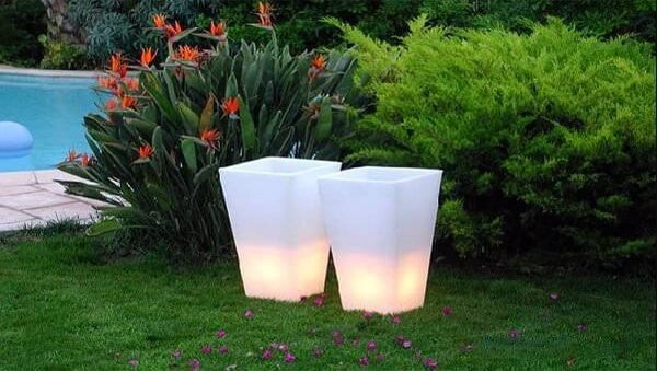 Кашпо пластиковое светящееся Y-Pot Lighting
