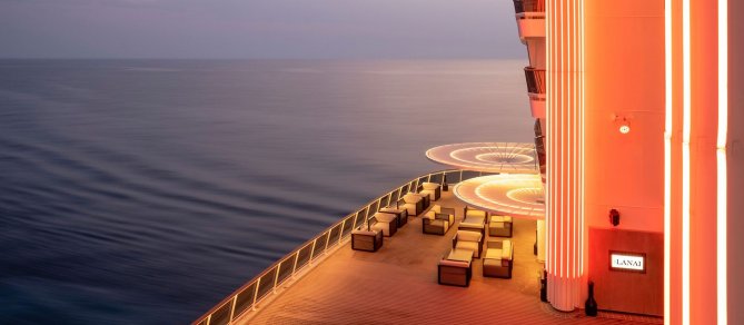 Круизный лайнер MSC World Europa, Испания