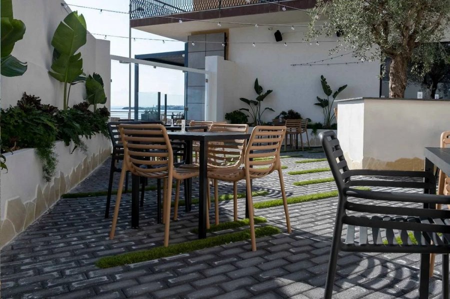 Стул пластиковый Nardi Doga Bistrot капучино