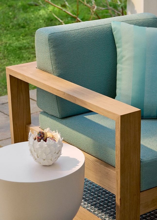 Диван двухместный с подушками Matisse Teak