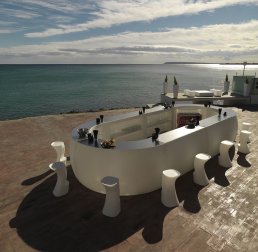 Стул пластиковый барный Vondom Noma Basic
