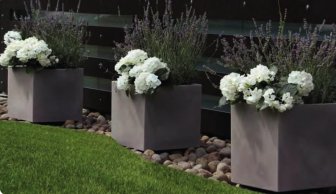 Кашпо пластиковое Iris Vase