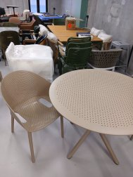 Стол пластиковый Sky Table Ø105, бежевый, Ø1050х740 мм