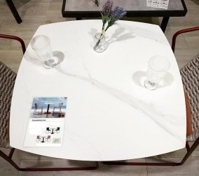 Стол обеденный каменный Fancy