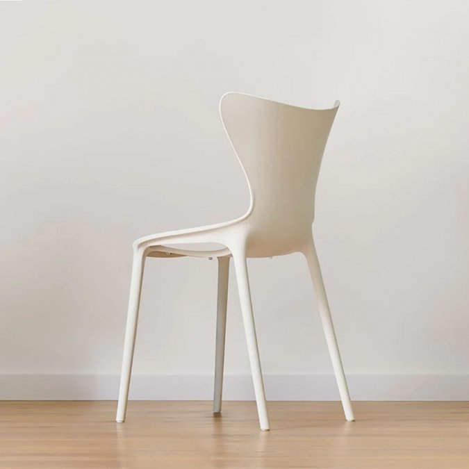 Стул пластиковый Vondom Love Basic белый