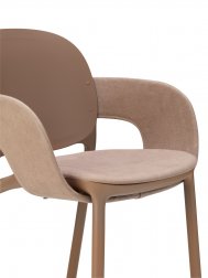 Кресло пластиковое с обивкой Scab Design Hug карамельный