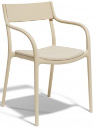 Кресло пластиковое с обивкой Vondom Madison Upholstered кремовый