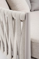 Лаунж-лежак плетеный с подушками Jacinta
