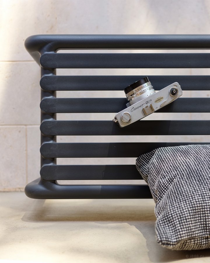 Скамья пластиковая Doga Bench