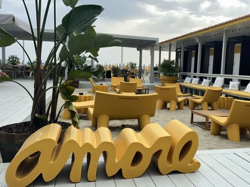 Giallo Mare, Виареджо, Италия