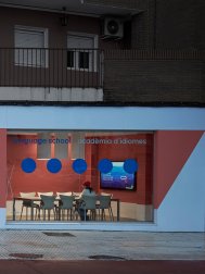 Стул пластиковый Vondom Love Basic белый