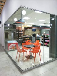 Стол пластиковый Ice, черный, 700х700х730 мм