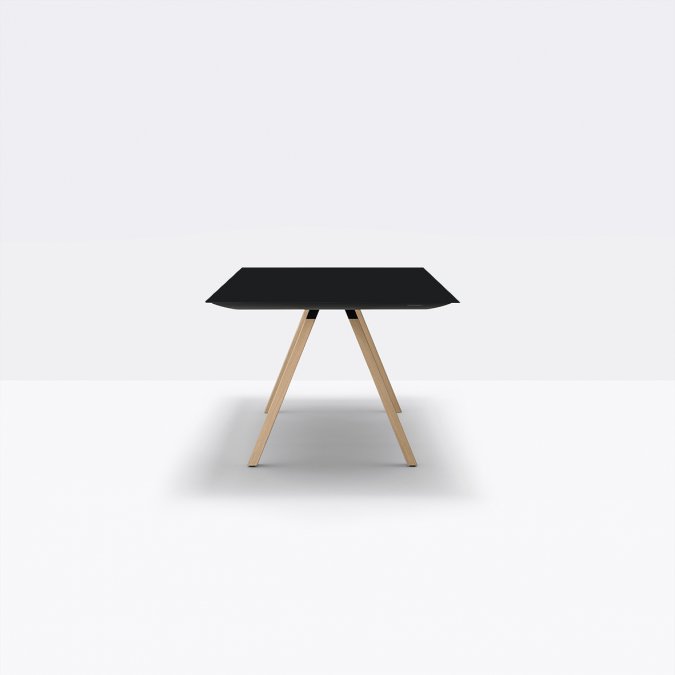 Стол ламинированный Arki-Table Wood