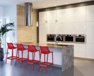 Стул пластиковый полубарный Siesta Contract Air Bar 65 красный