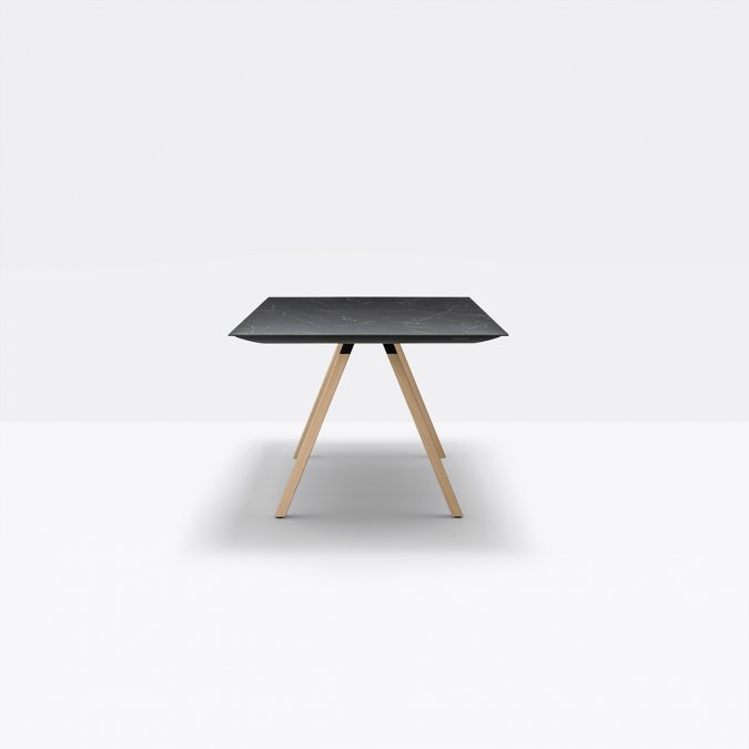 Стол ламинированный Arki-Table Wood