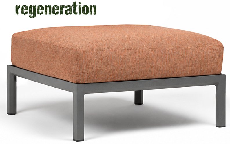 Пуф пластиковый с подушкой Maximo Pouf EXTRA_Atelier