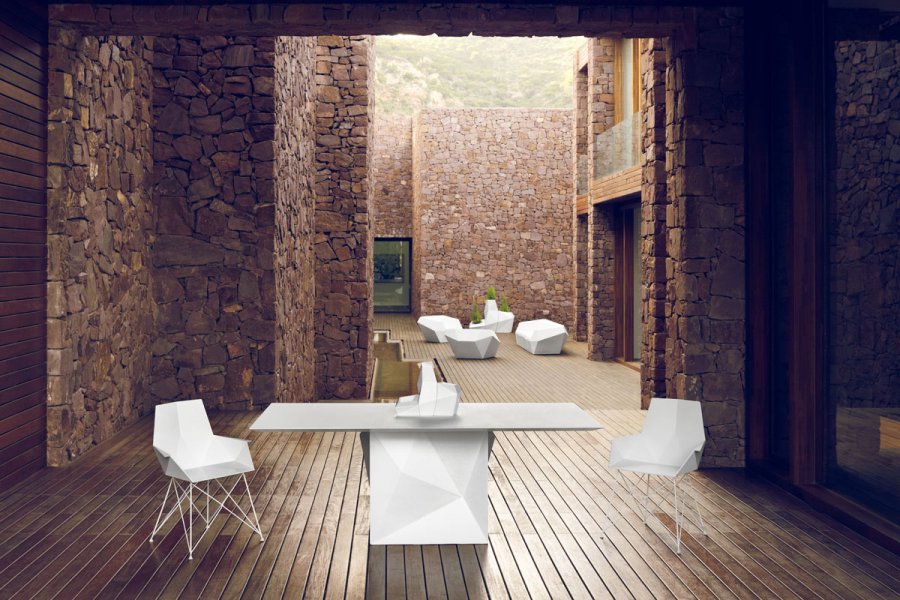 Кресло пластиковое Vondom Faz Basic белый