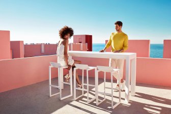 Стул пластиковый барный Vondom Wall Street Basic белый