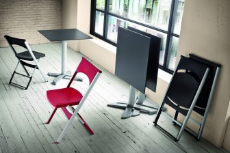 Стул пластиковый складной Gaber Compact черный