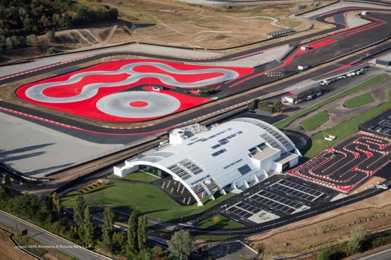 Porsche Experience Center, Кастредзато, Италия