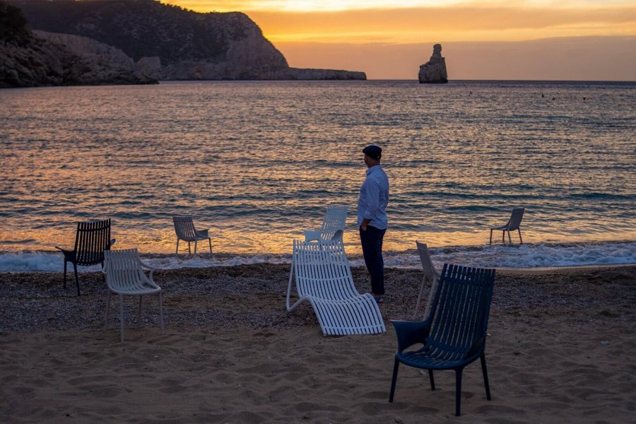 Лежак пластиковый Ibiza Basic