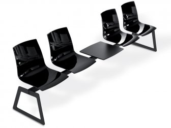 Система с четырьмя сиденьями и столиком X-Treme Bench
