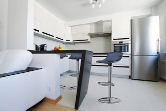 Стул прозрачный барный Siesta Contract Aria черный