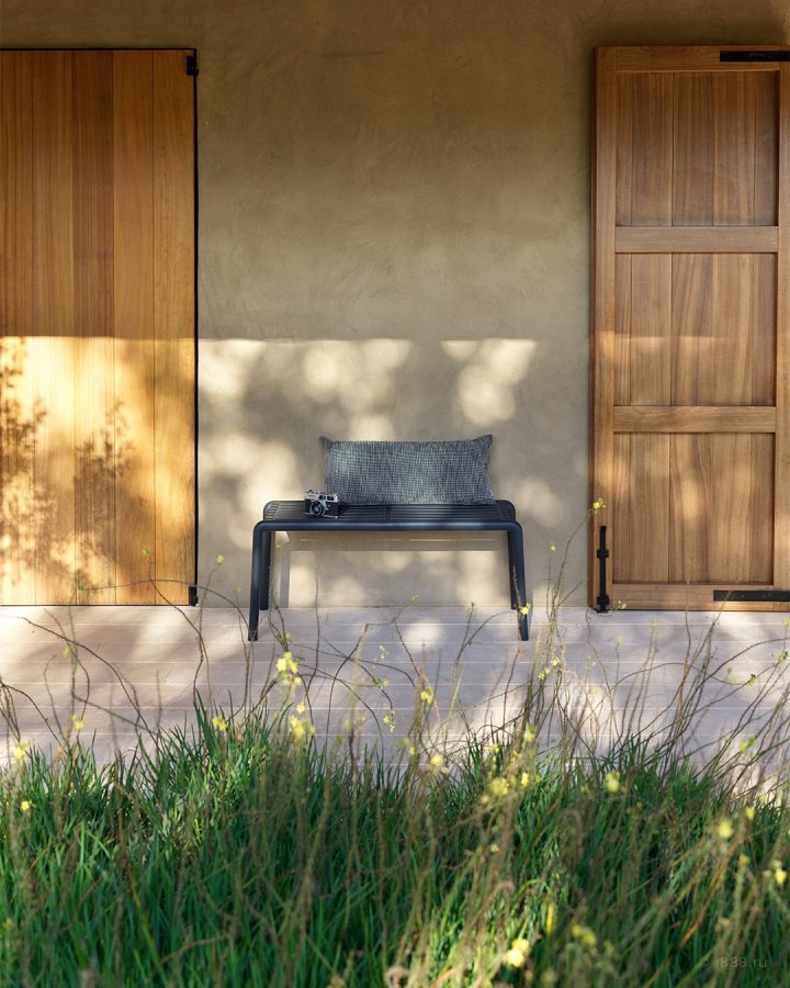 Скамья пластиковая Doga Bench