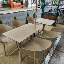 Стол пластиковый Sky Table 70, бежевый, 700х700х740 мм