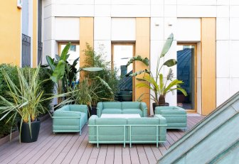 Кресло дизайнерское LC3 Outdoor