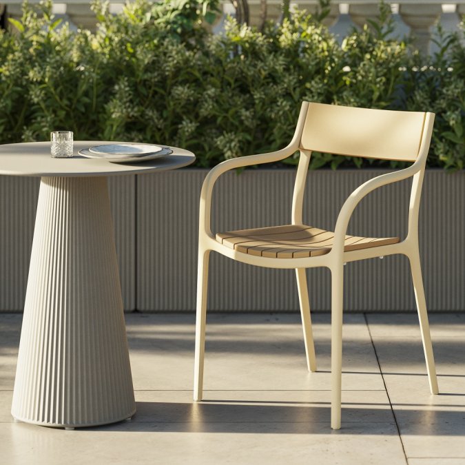 Кресло пластиковое Vondom Madison Slats кремовый, верблюжий