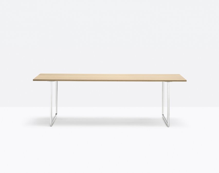 Стол шпонированный Toa Desk