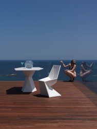 Стул пластиковый Vondom Vertex Basic