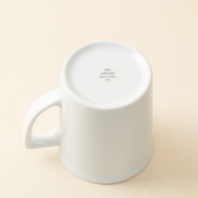 Кружка фарфоровая
