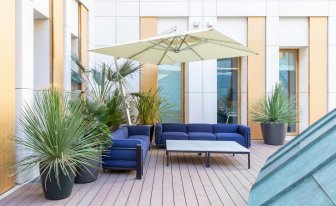 Кресло дизайнерское LC3 Outdoor