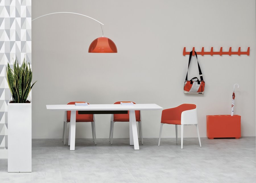 Стол с каналом для протяжки проводов Arki-Table CC Compact