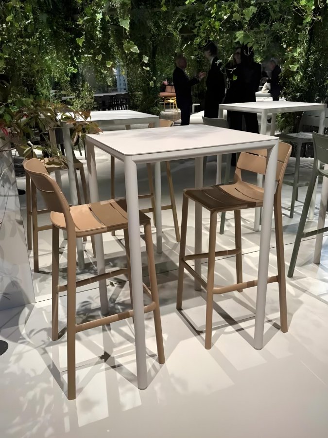 Стул пластиковый барный Nardi Cassia Stool капучино