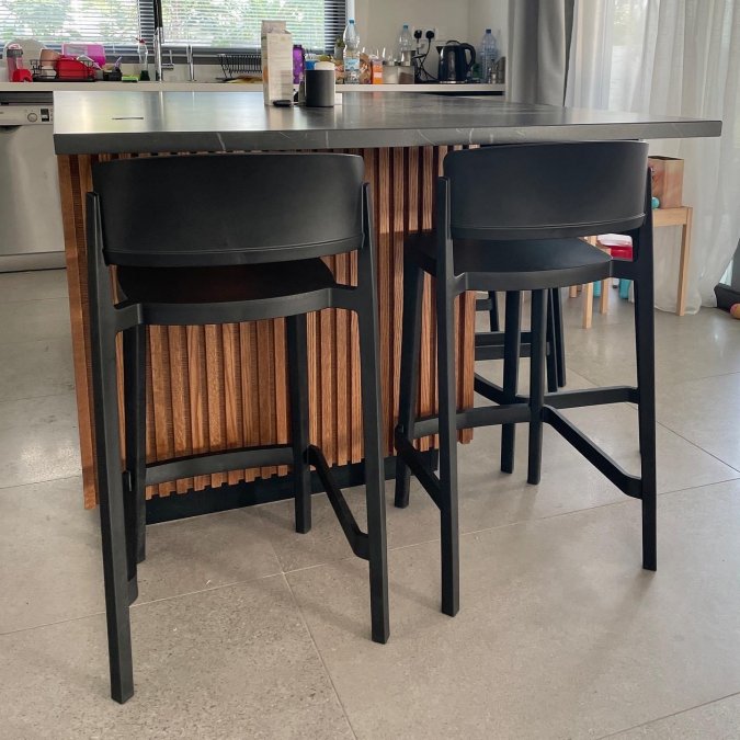 Стул пластиковый барный Gaber Abuela Stool 77 черный